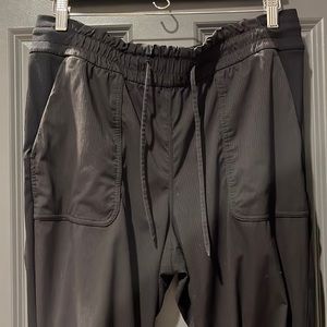 Lululemon joggers size 14. So chic and comfy!